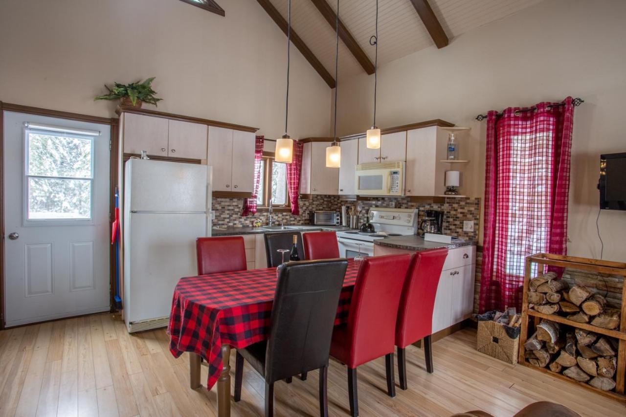 Chalets Du Domaine - De Luxe Notre-Dame-Des-Bois Exteriér fotografie